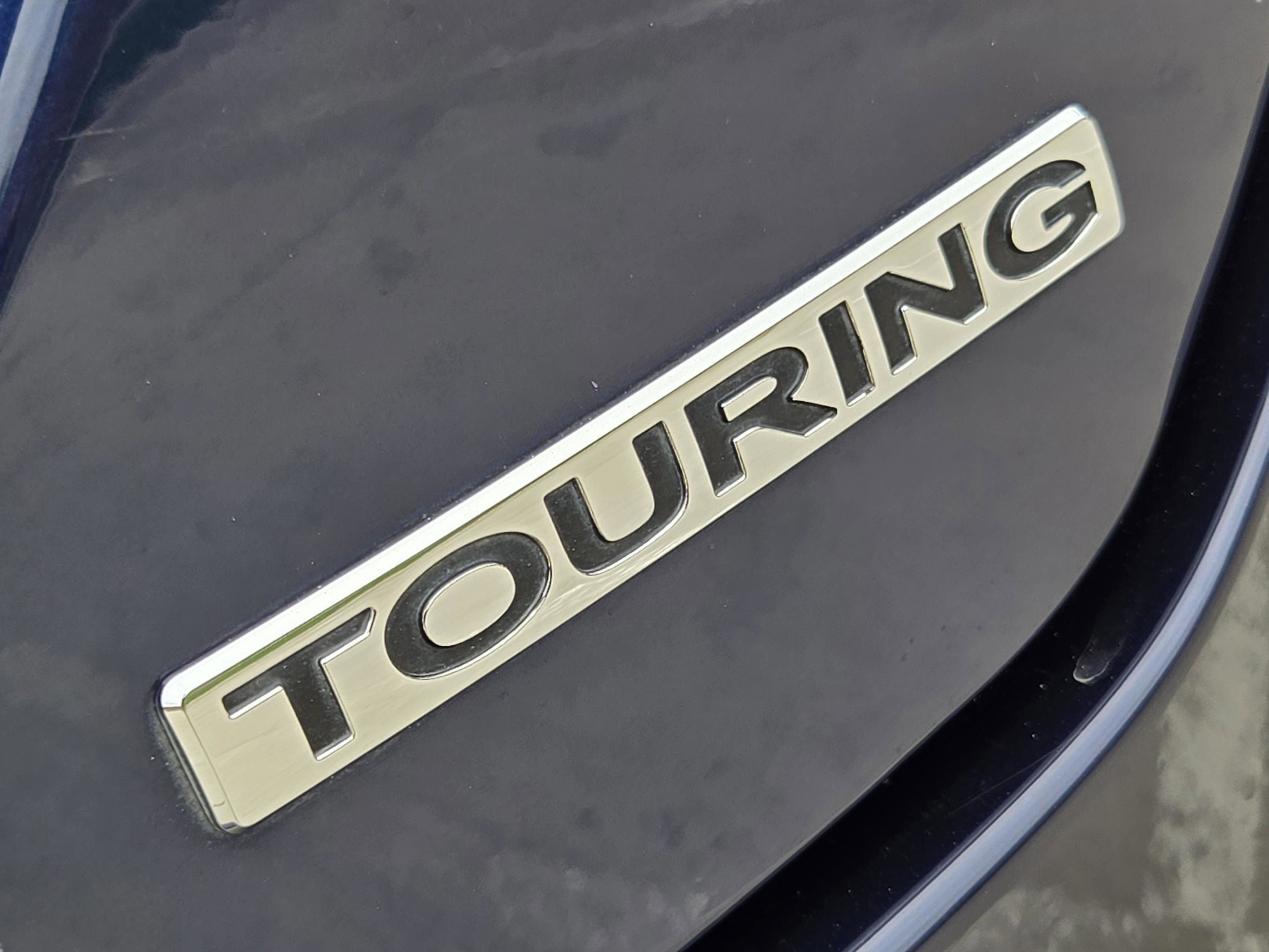 Certified 2024 Honda Pilot Touring image 32