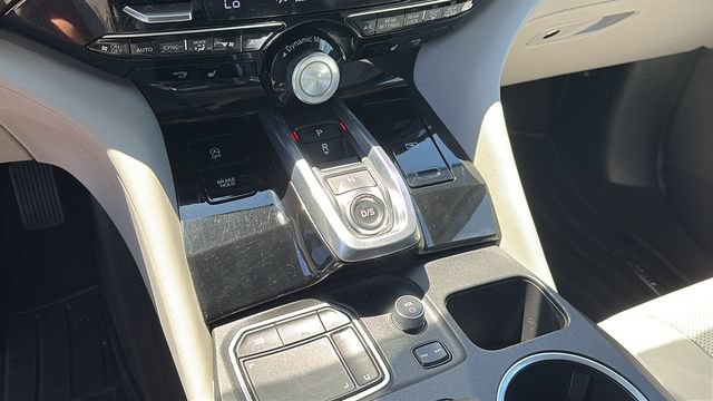 Used 2024 Acura MDX SH-AWD w/ Technology Package image 21