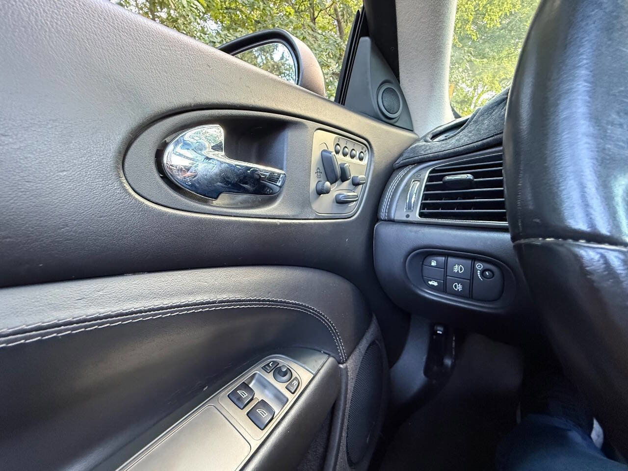 Used 2007 Jaguar XKR R RWD image 21
