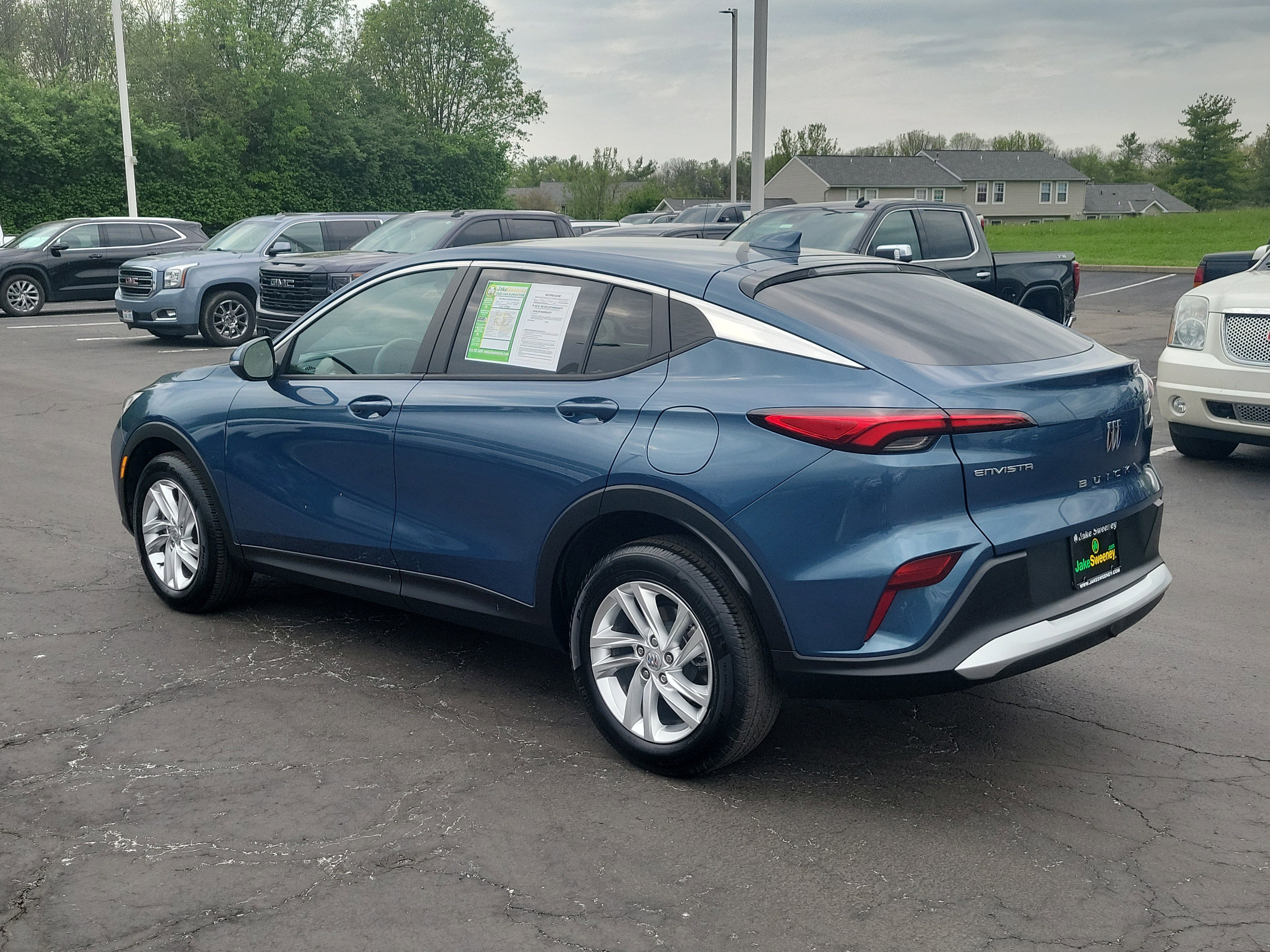 Used 2024 Buick Envista Preferred image 3