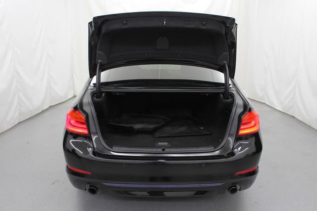 Used 2018 BMW 530e xDrive AWD/4WD image 12