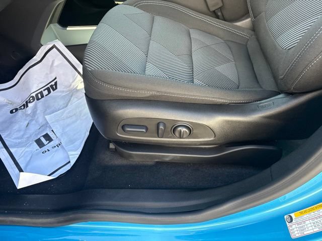 Used 2027 Chevrolet Bolt LT w/ Comfort Package FWD image 15