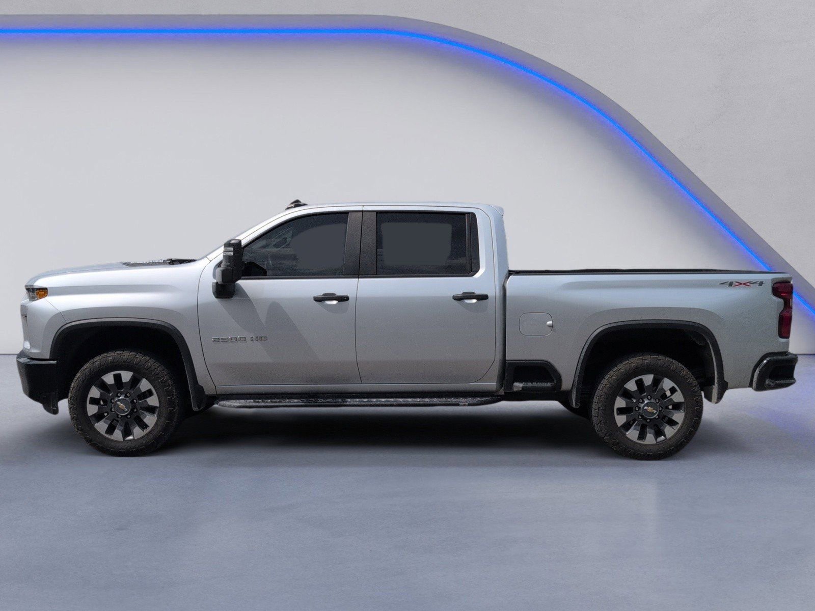 Used 2021 Chevrolet Silverado 2500 Custom w/ Custom Value Package AWD/4WD image 5