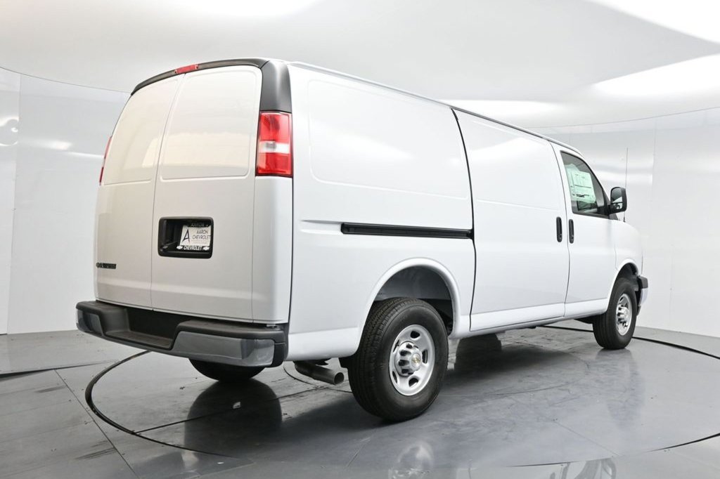 New 2025 Chevrolet Express 2500 w/ Driver Convenience Package RWD image 7