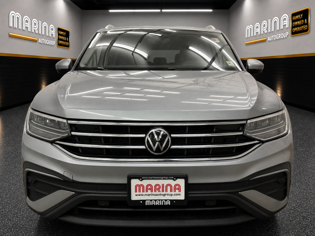 Used 2023 Volkswagen Tiguan SE AWD/4WD image 12