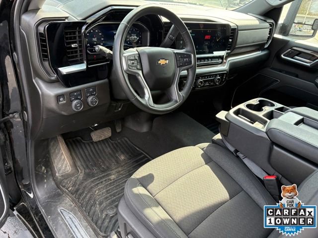 Used 2025 Chevrolet Silverado 2500 LT w/ Convenience Package image 21