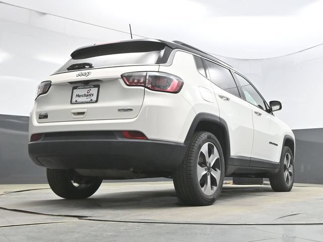 Used 2018 Jeep Compass Latitude w/ Popular Equipment Group AWD/4WD image 53