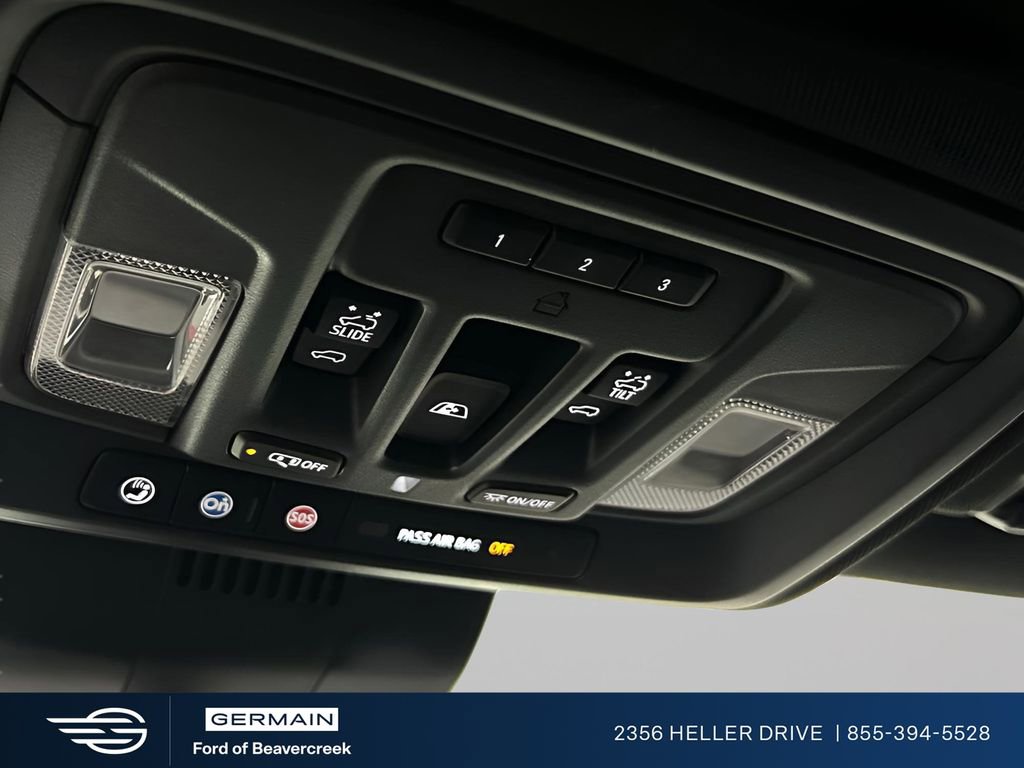 Used 2025 Chevrolet Silverado 1500 ZR2 w/ Technology Package image 24