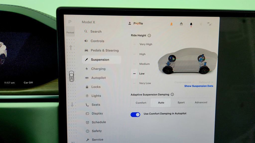 Used 2022 Tesla Model X image 17
