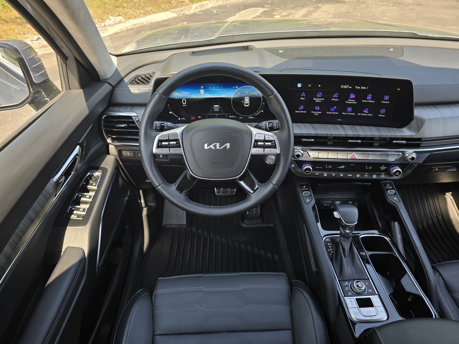 Used 2025 Kia Telluride SX Prestige AWD/4WD image 13