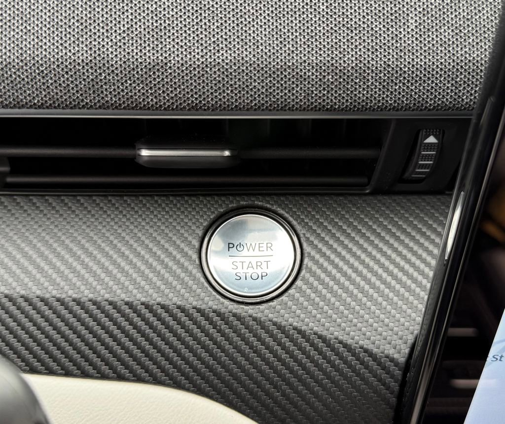 Used 2024 Ford Mustang Mach-E Premium image 12