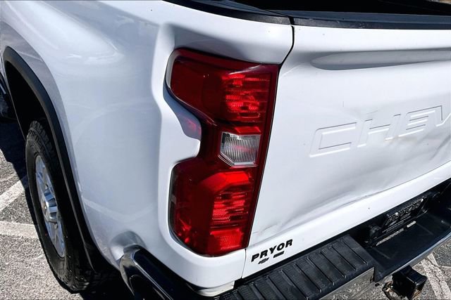 Used 2022 Chevrolet Silverado 2500 LT w/ Convenience Package image 24