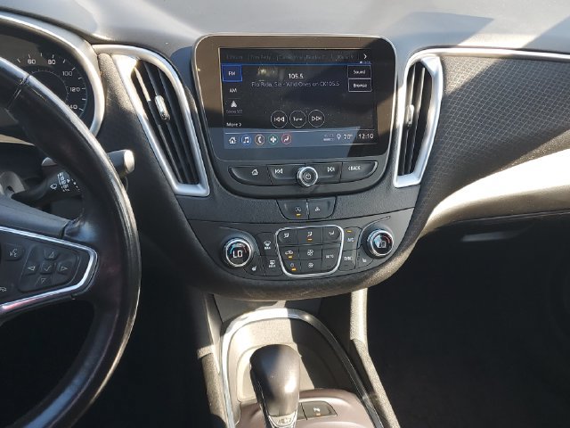 Certified 2022 Chevrolet Malibu LT FWD image 12