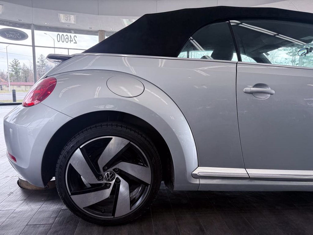 Used 2015 Volkswagen Beetle 1.8T FWD image 5