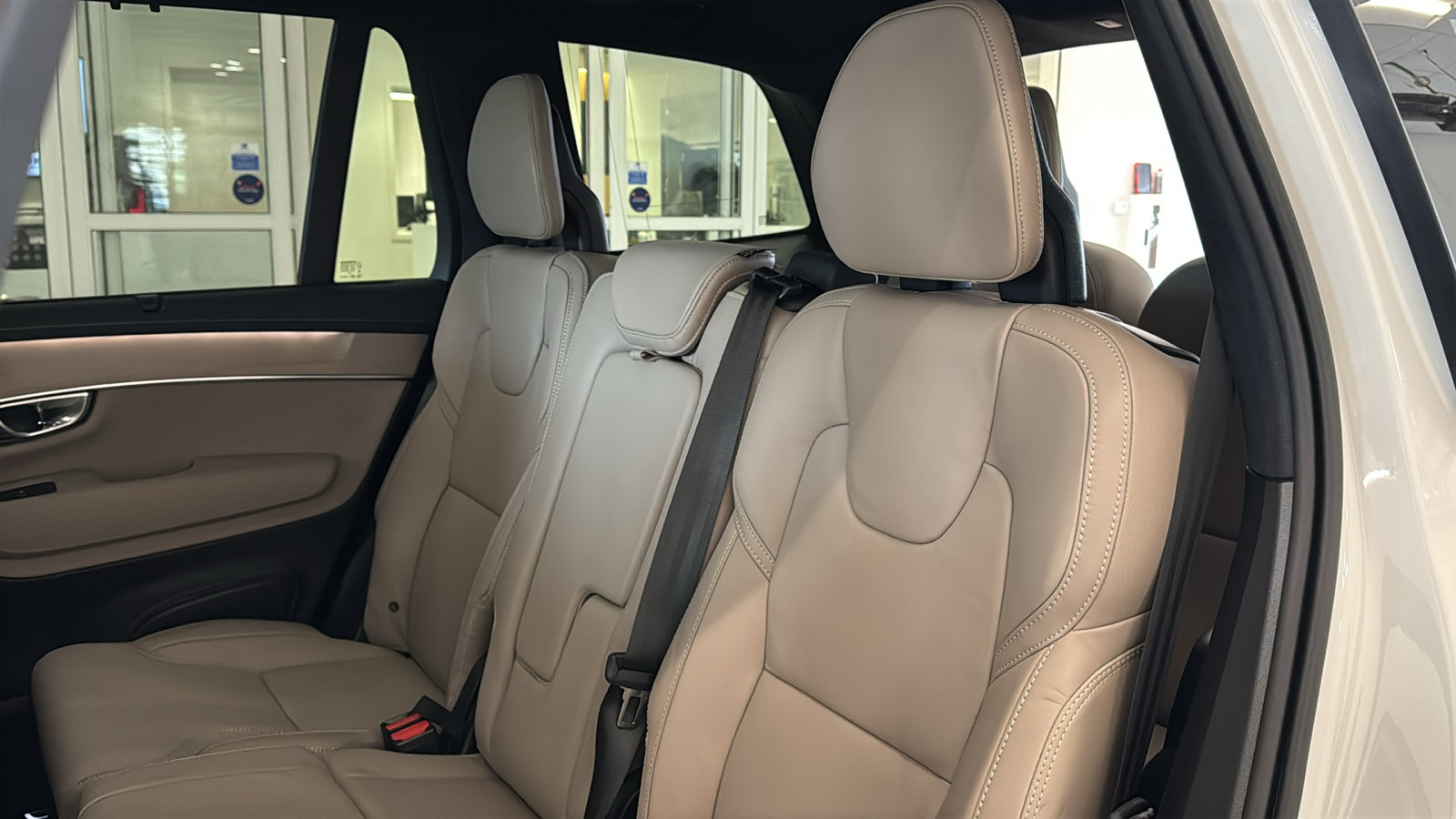 New 2027 Volvo XC90 B6 Ultra AWD/4WD image 26
