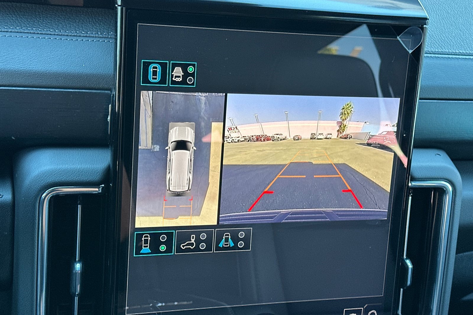 New 2026 GMC Yukon Denali w/ Sun & Power Step Package image 19