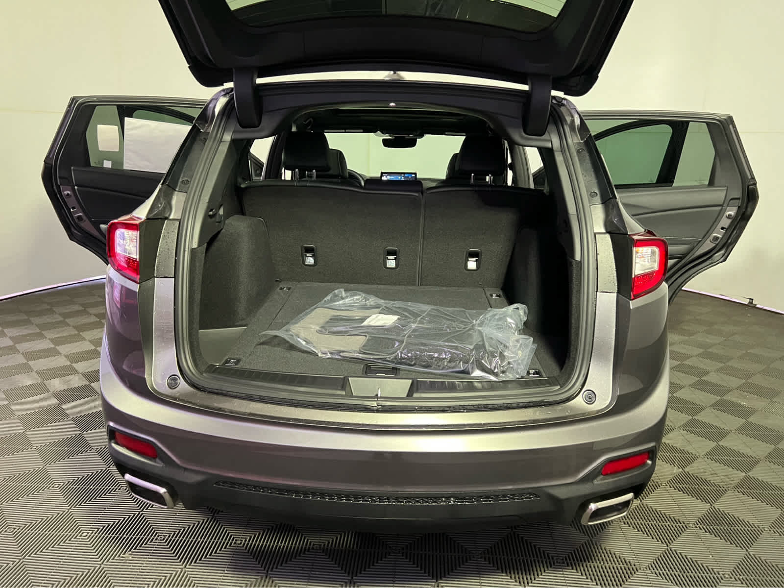 New 2026 Acura RDX SH-AWD image 17