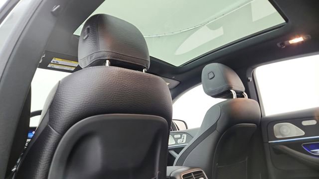 Used 2025 Mercedes-Benz GLE 450 4MATIC Coupe image 29