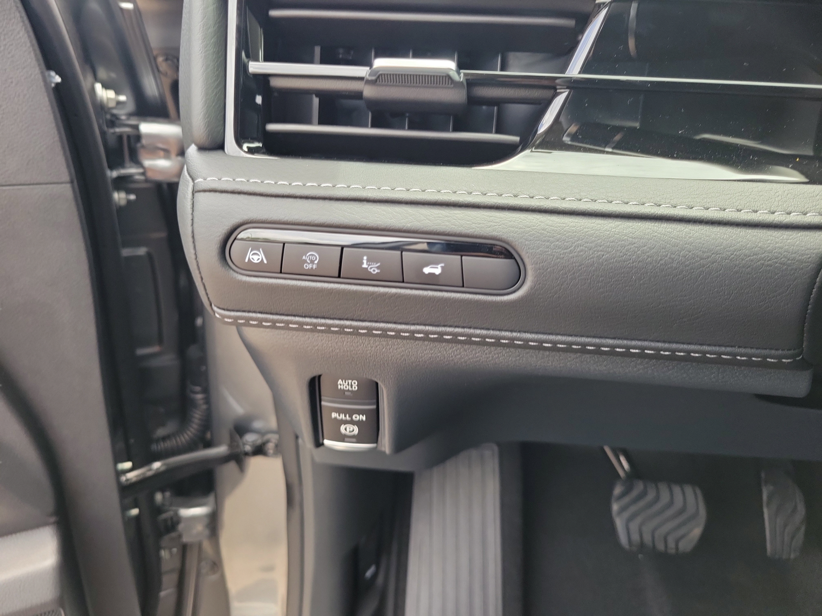 New 2026 INFINITI QX80 Luxe w/ Cargo Package RWD image 9