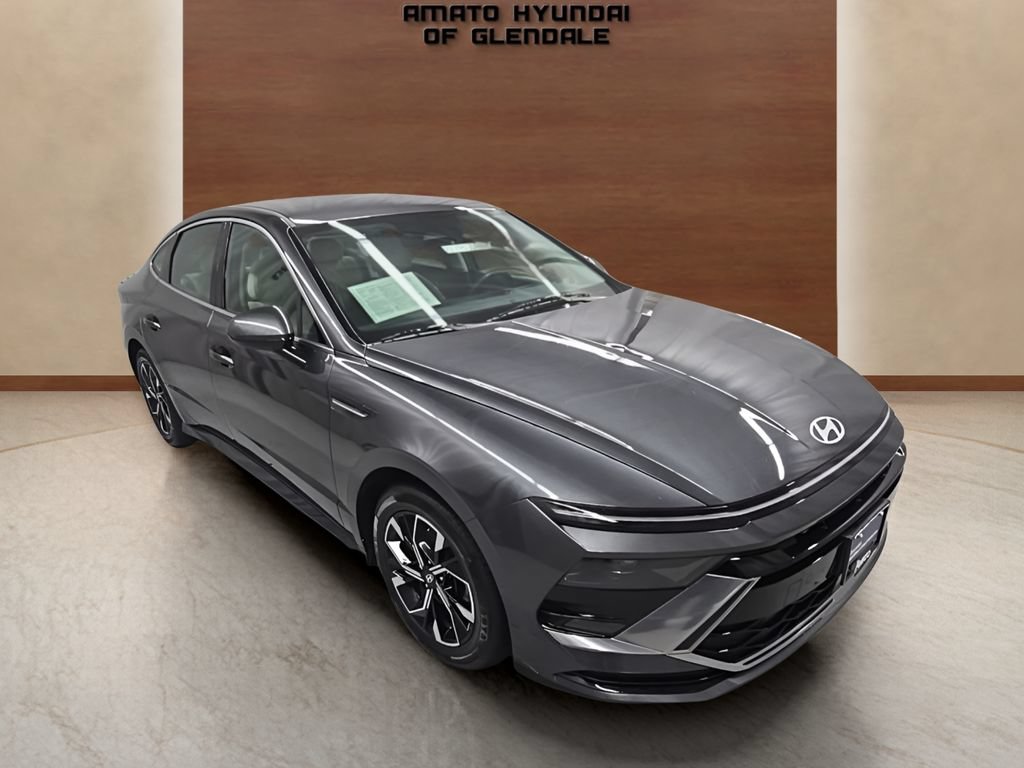 Certified 2025 Hyundai Sonata SEL FWD image 8