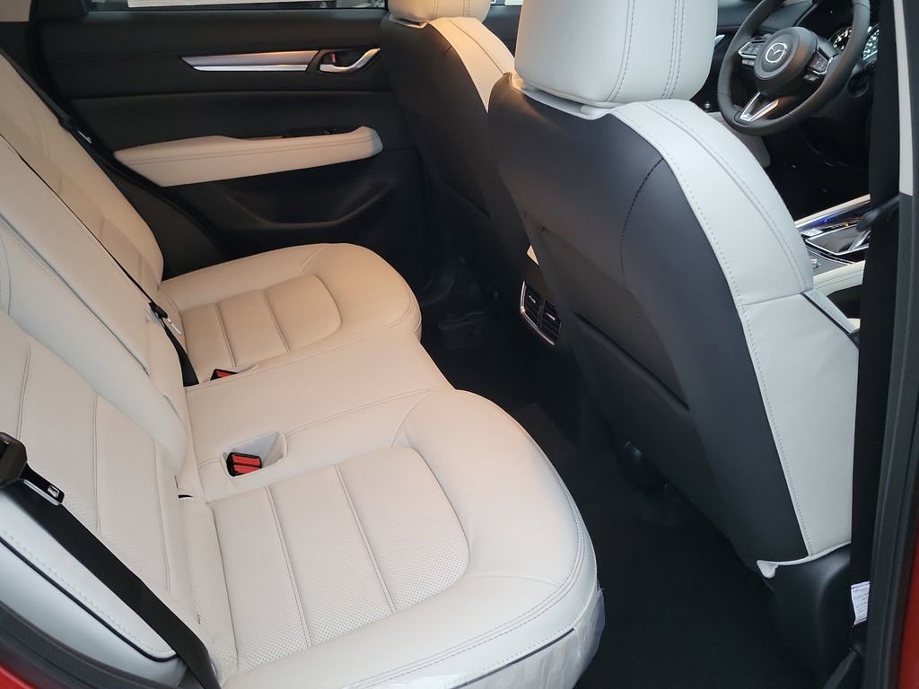 New 2025 MAZDA CX-5 AWD 2.5 S w/ Premium Plus Pkg image 17