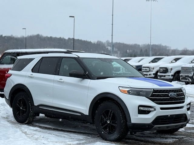 Used 2020 Ford Explorer XLT w/ Equipment Group 202A image 33