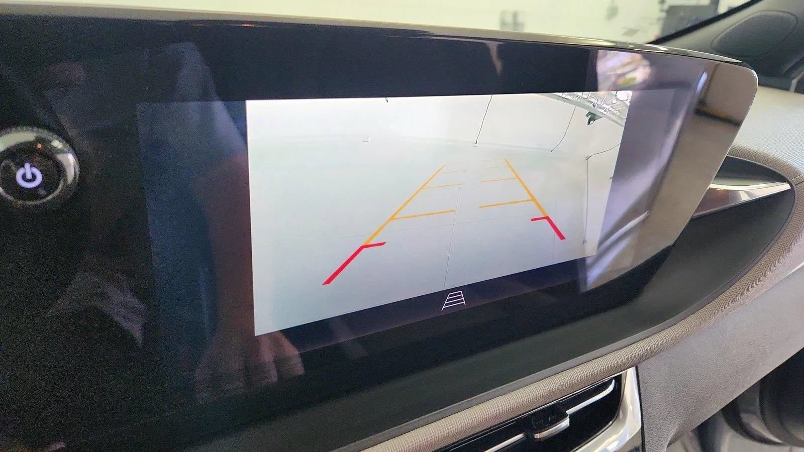 Used 2024 Buick Envista Avenir FWD image 22