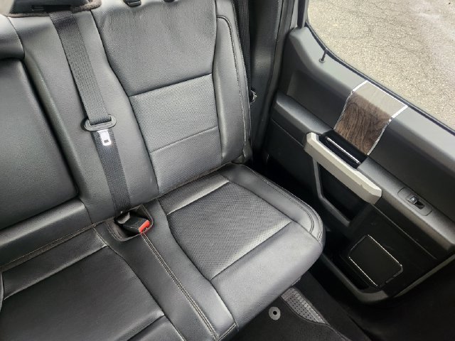 Certified 2019 Ford F250 Lariat w/ Lariat Value Package AWD/4WD image 17