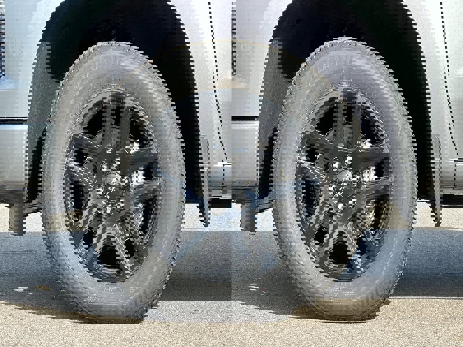 New 2026 Chevrolet Silverado 1500 RST w/ LPO, Dark Essentials Package image 24