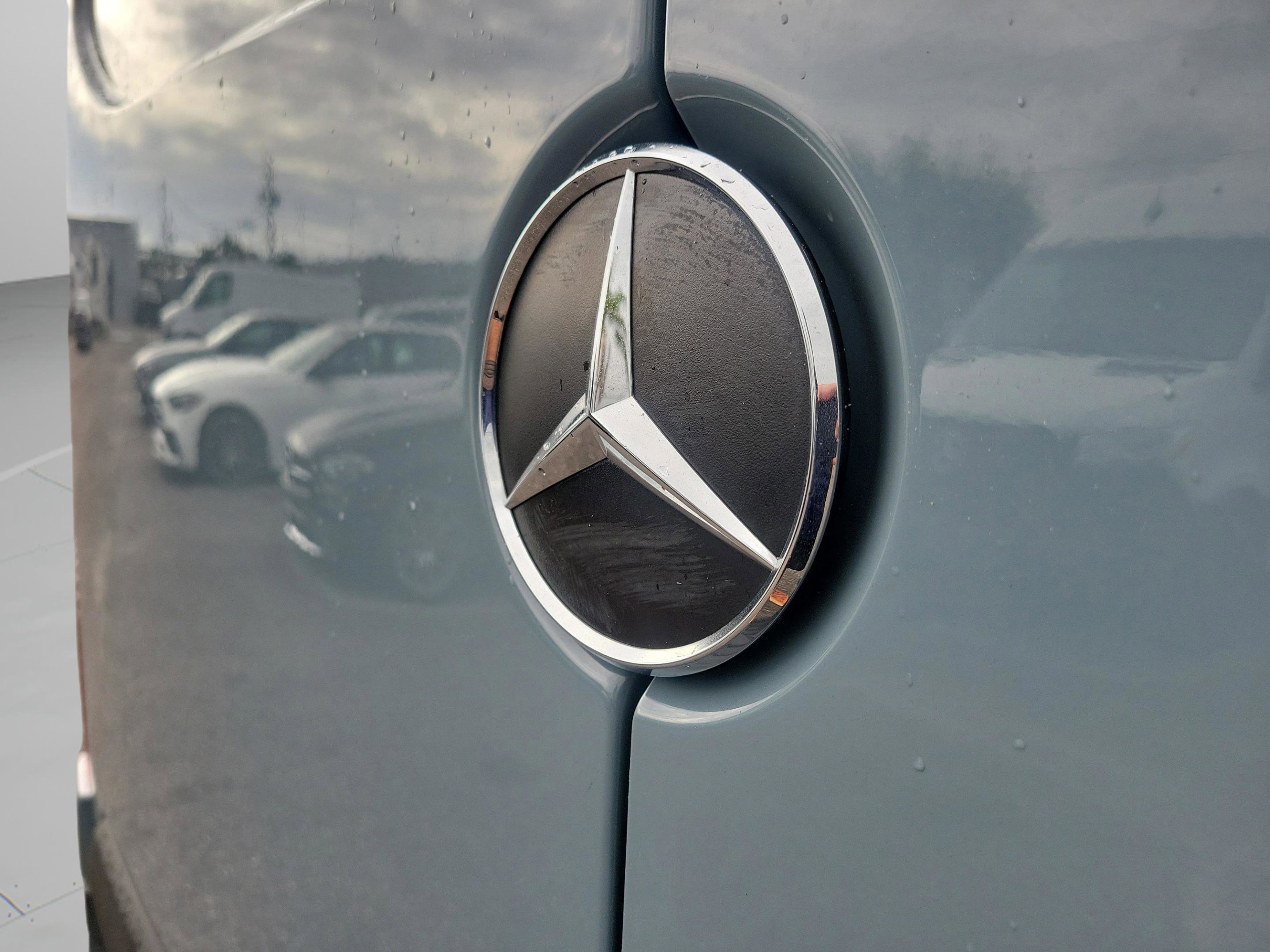 Used 2024 Mercedes-Benz Sprinter 2500 image 6