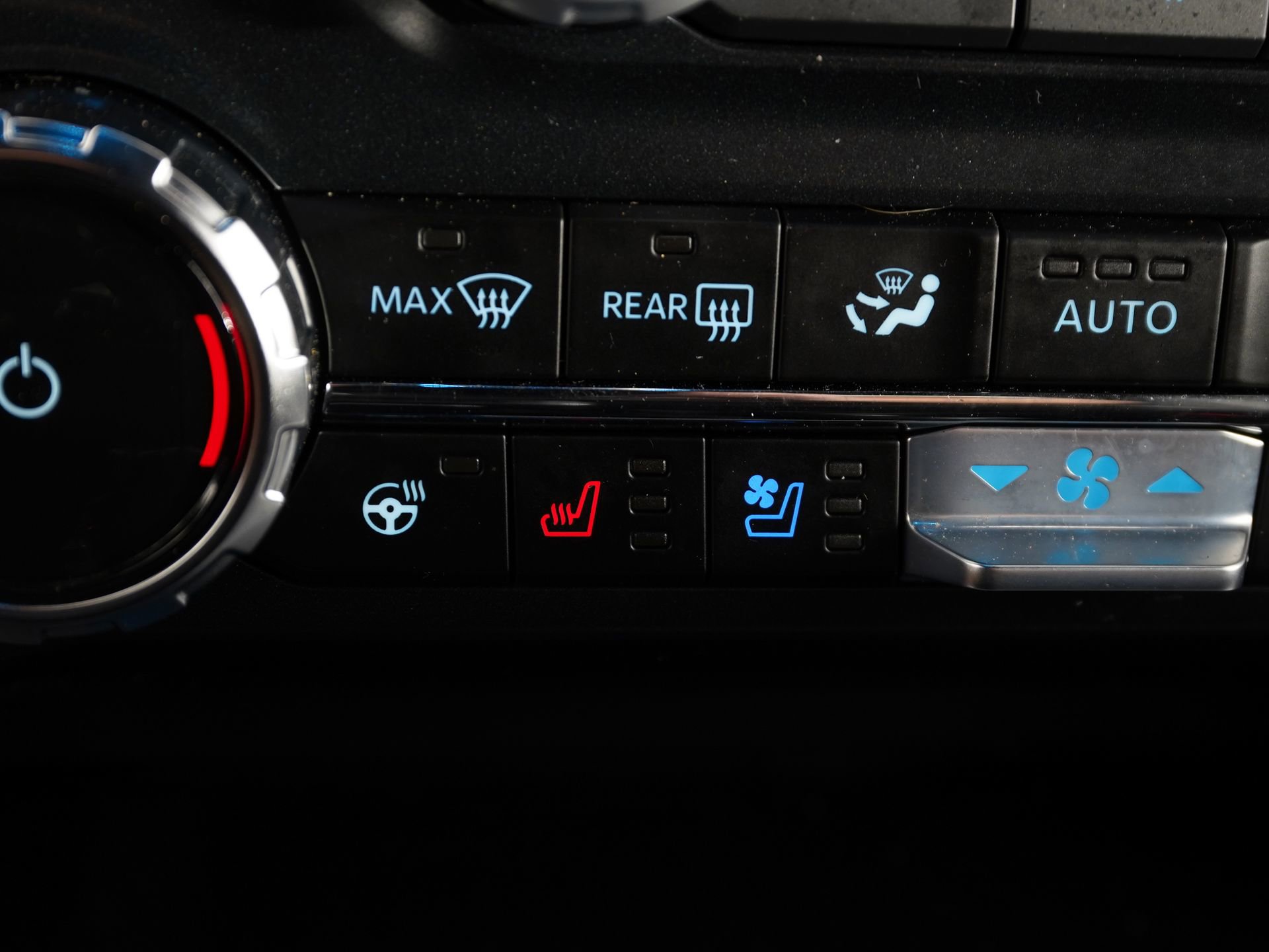 Used 2025 Ford F150 Lariat w/ Equipment Group 501A Mid image 23