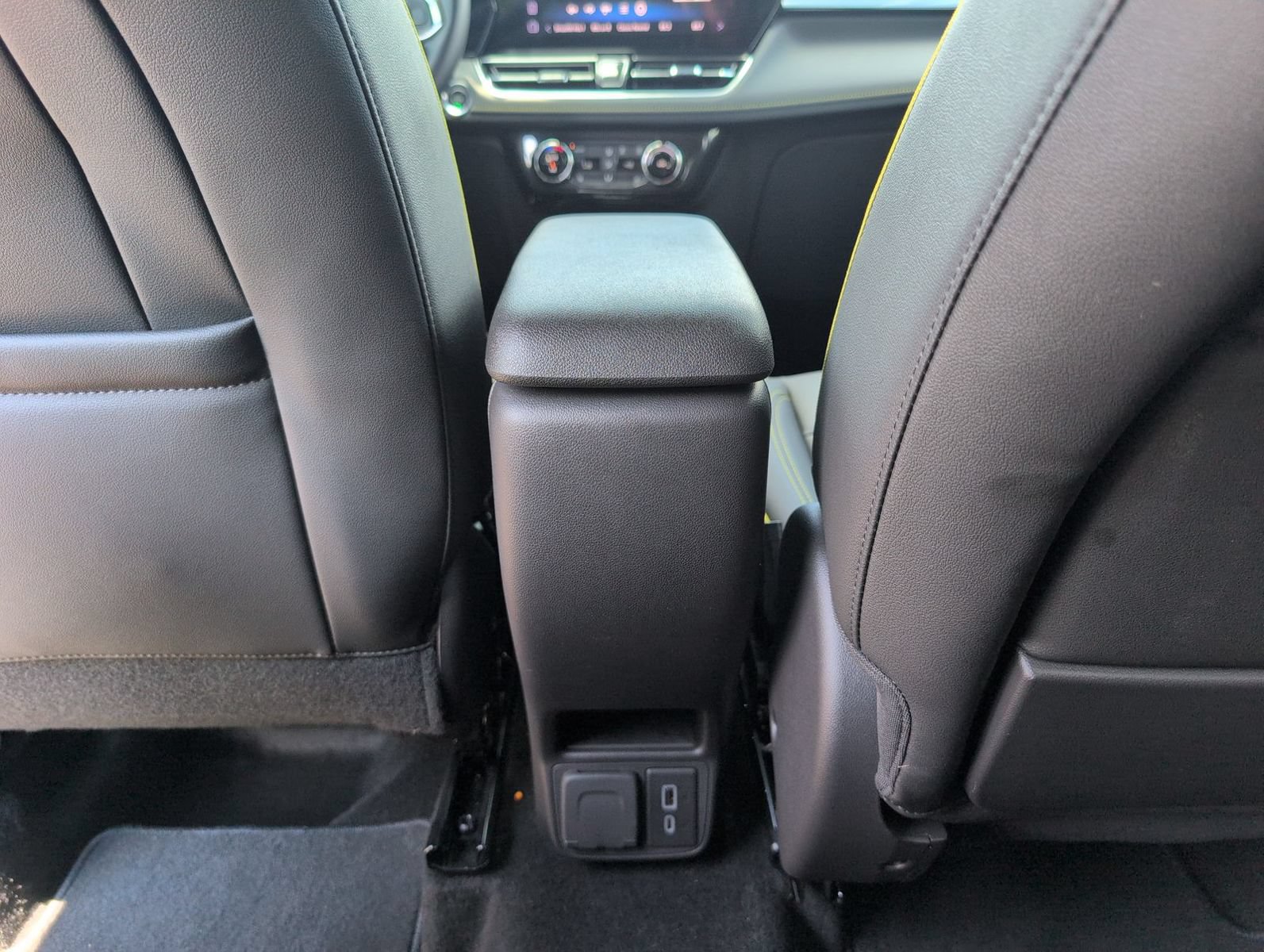 Used 2025 Chevrolet TrailBlazer ACTIV w/ Convenience Package AWD/4WD image 30