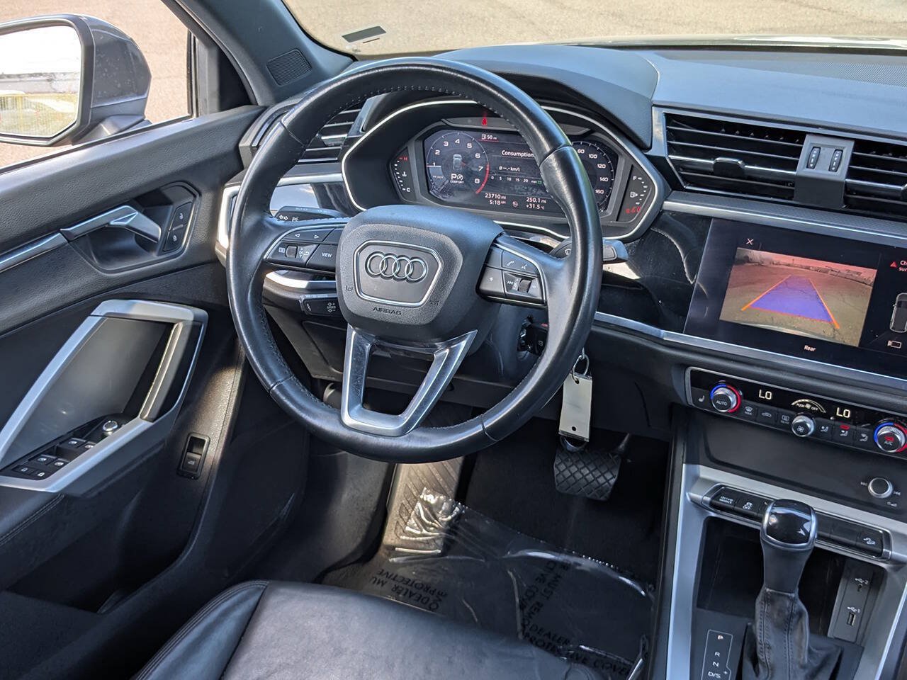 Used 2020 Audi Q3 2.0T Premium AWD/4WD image 14