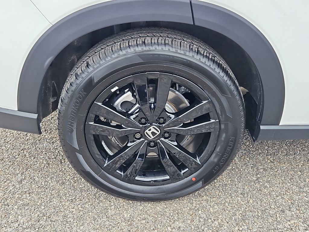 Certified 2026 Honda HR-V Sport image 9