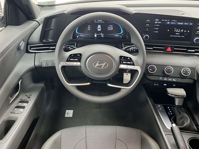 New 2026 Hyundai Elantra SE image 14