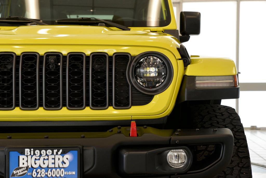 Used 2024 Jeep Wrangler Unlimited Rubicon AWD/4WD image 11