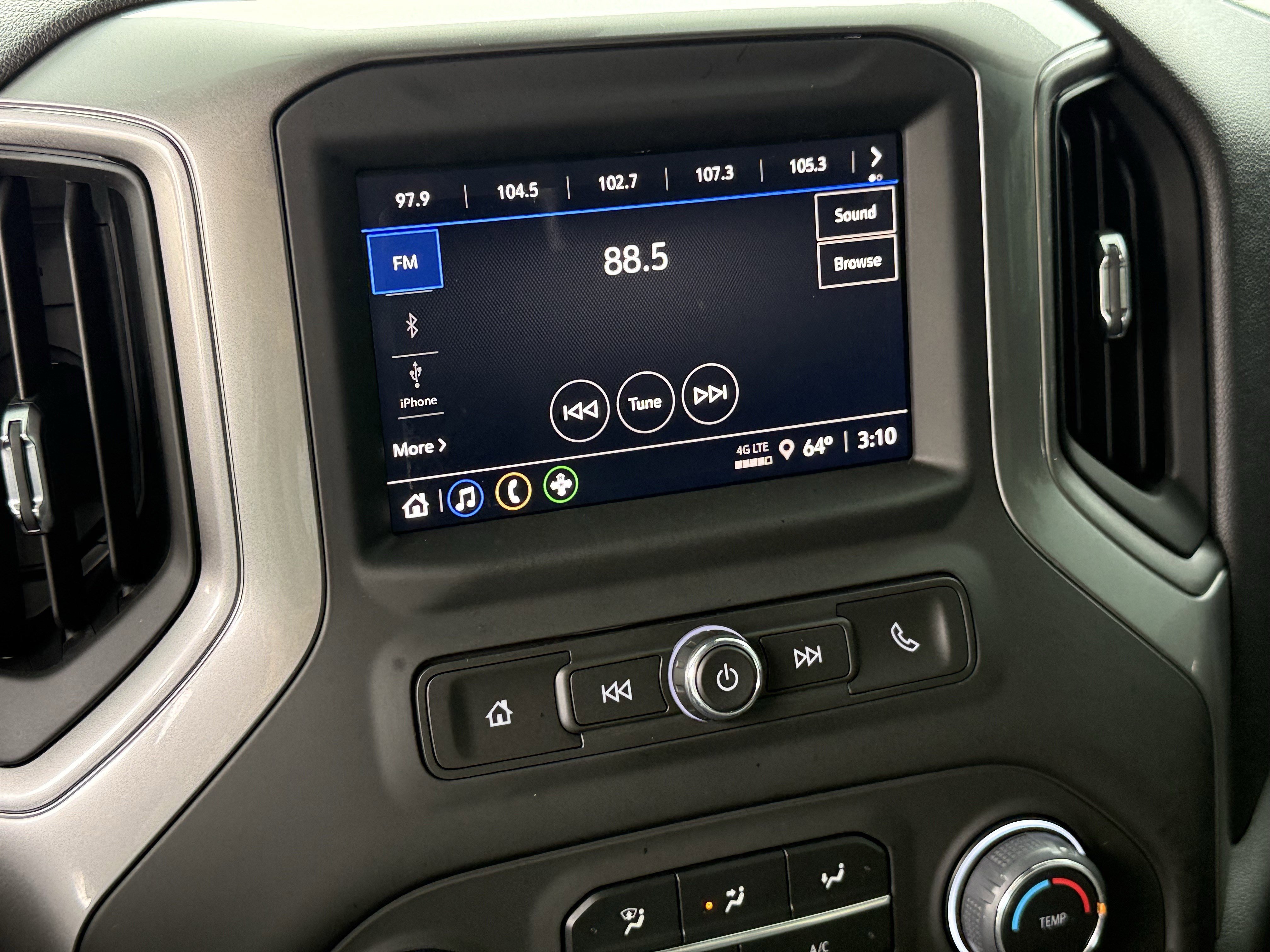 Used 2024 Chevrolet Silverado 1500 Custom Trail Boss w/ Turbomax Blackout Package image 19