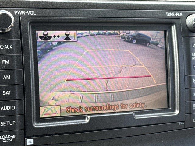 Used 2011 Toyota Sienna XLE image 21