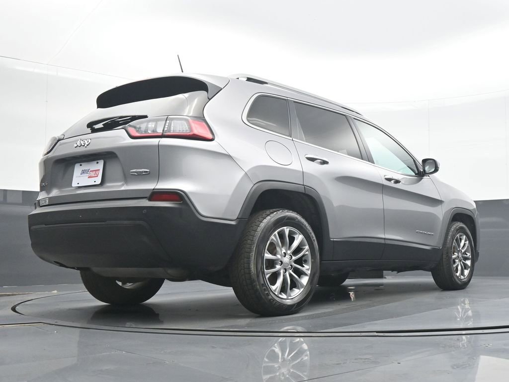 Used 2019 Jeep Cherokee Latitude Plus w/ Cold Weather Group image 30