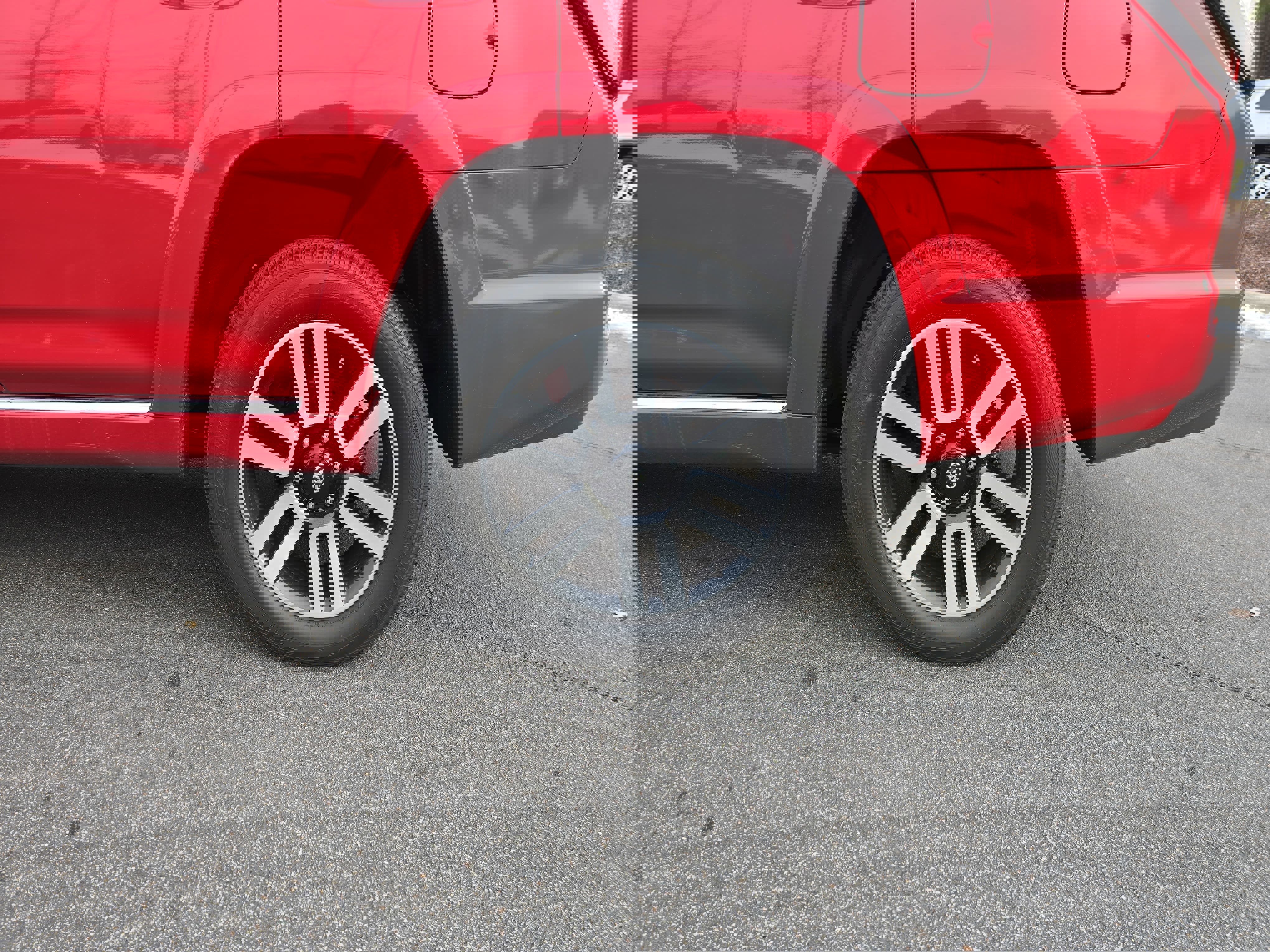 Used 2022 Toyota 4Runner Limited image 35