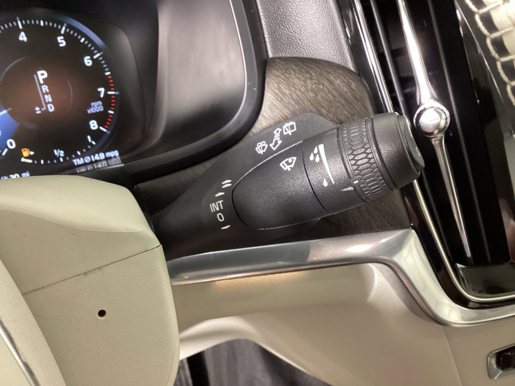 Used 2017 Volvo V90 T6 Cross Country AWD/4WD image 24