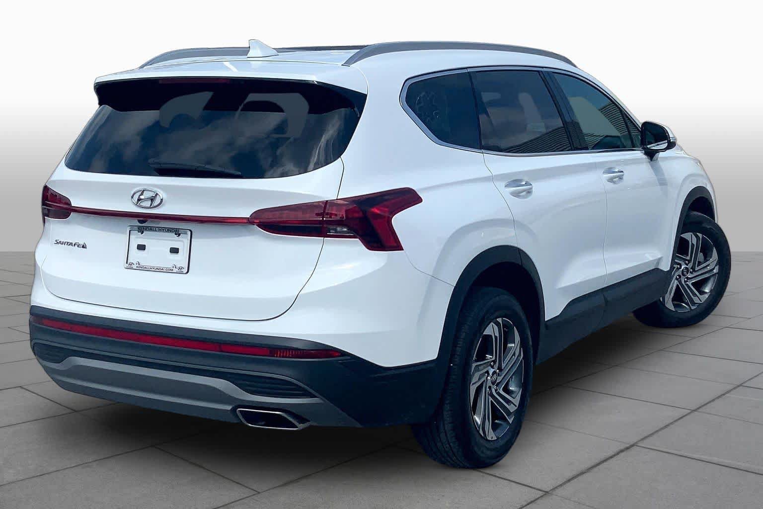 Used 2023 Hyundai Santa Fe SEL FWD image 12