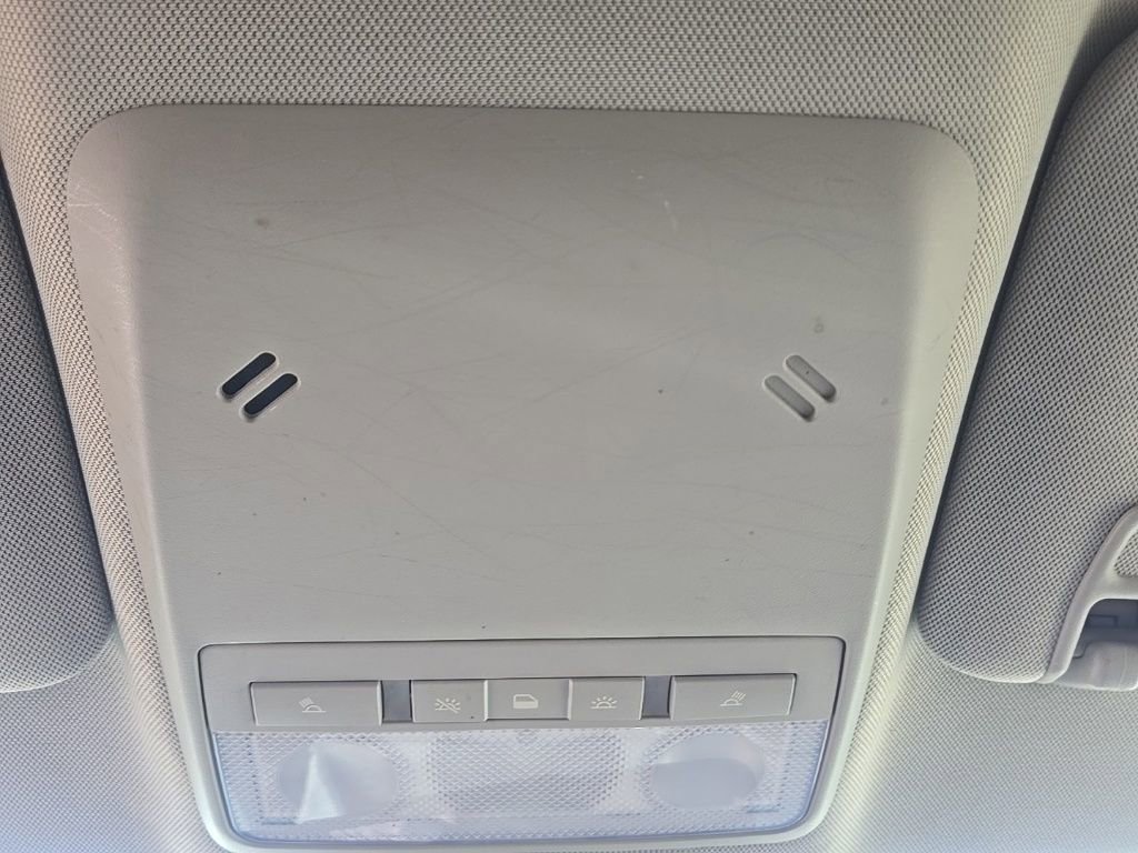 Used 2016 Buick Encore FWD image 21