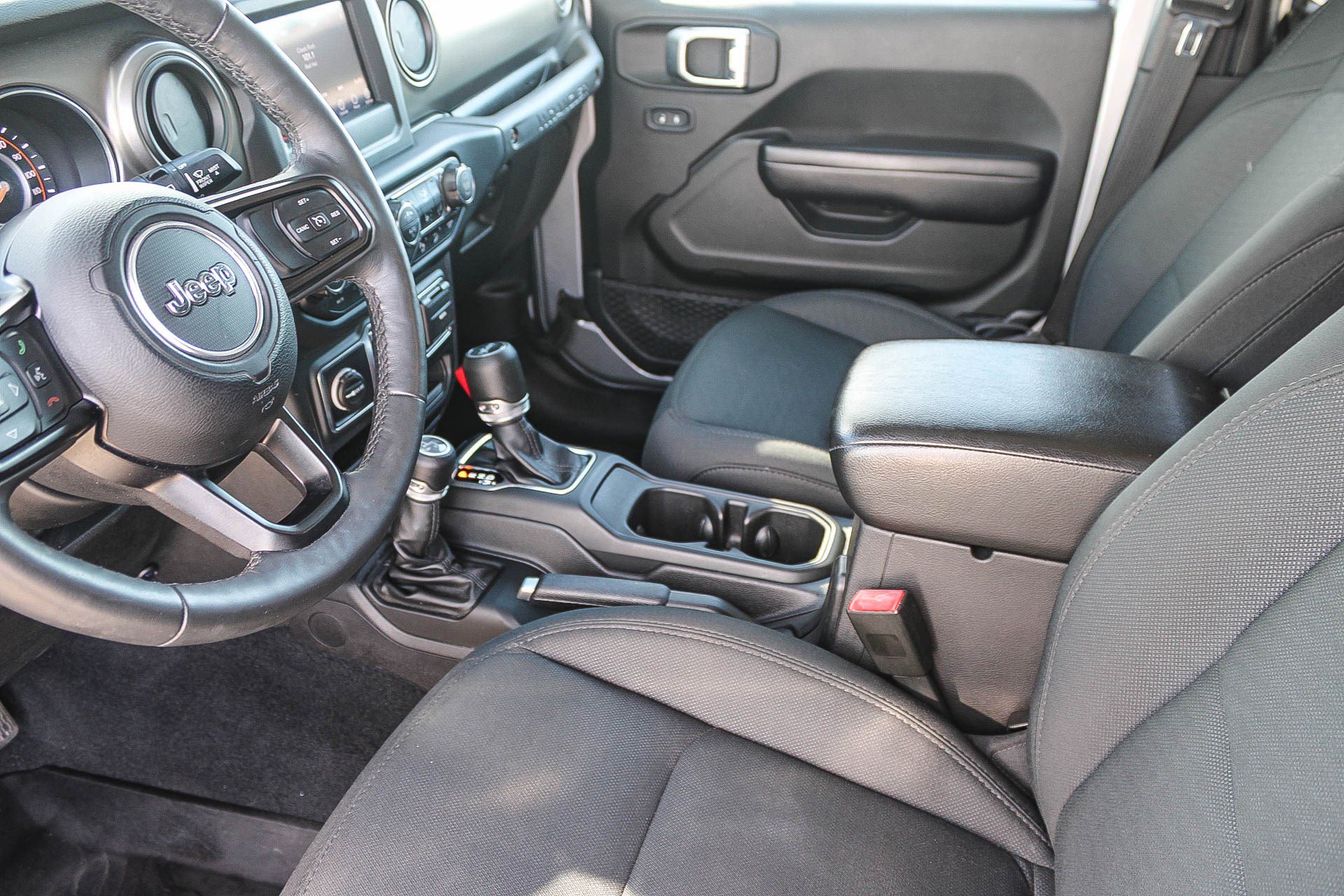 Used 2019 Jeep Wrangler Unlimited Sport S image 18