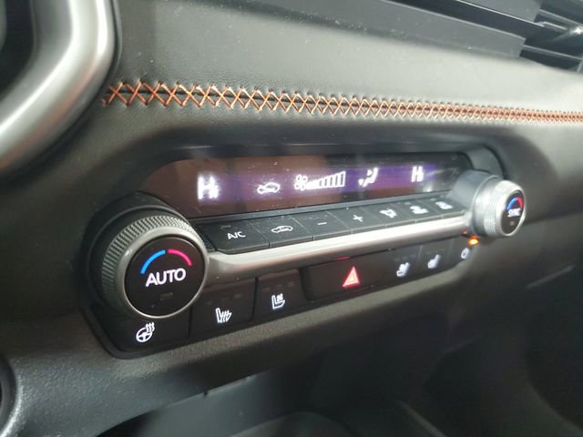 Certified 2025 MAZDA CX-50 AWD 2.5 Turbo w/ Premium Pkg image 30