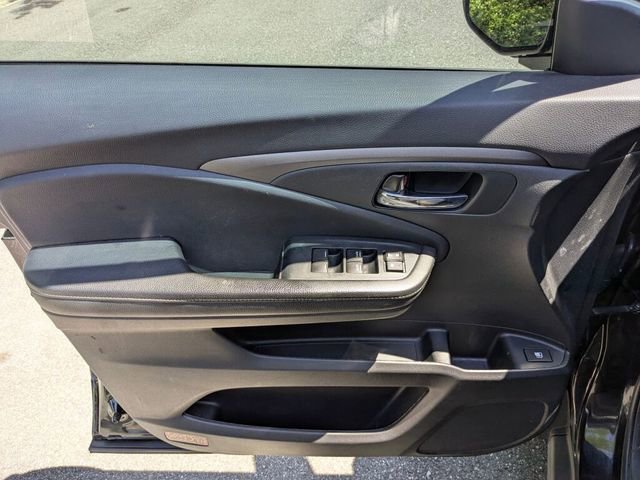 Certified 2023 Honda Ridgeline Sport image 30