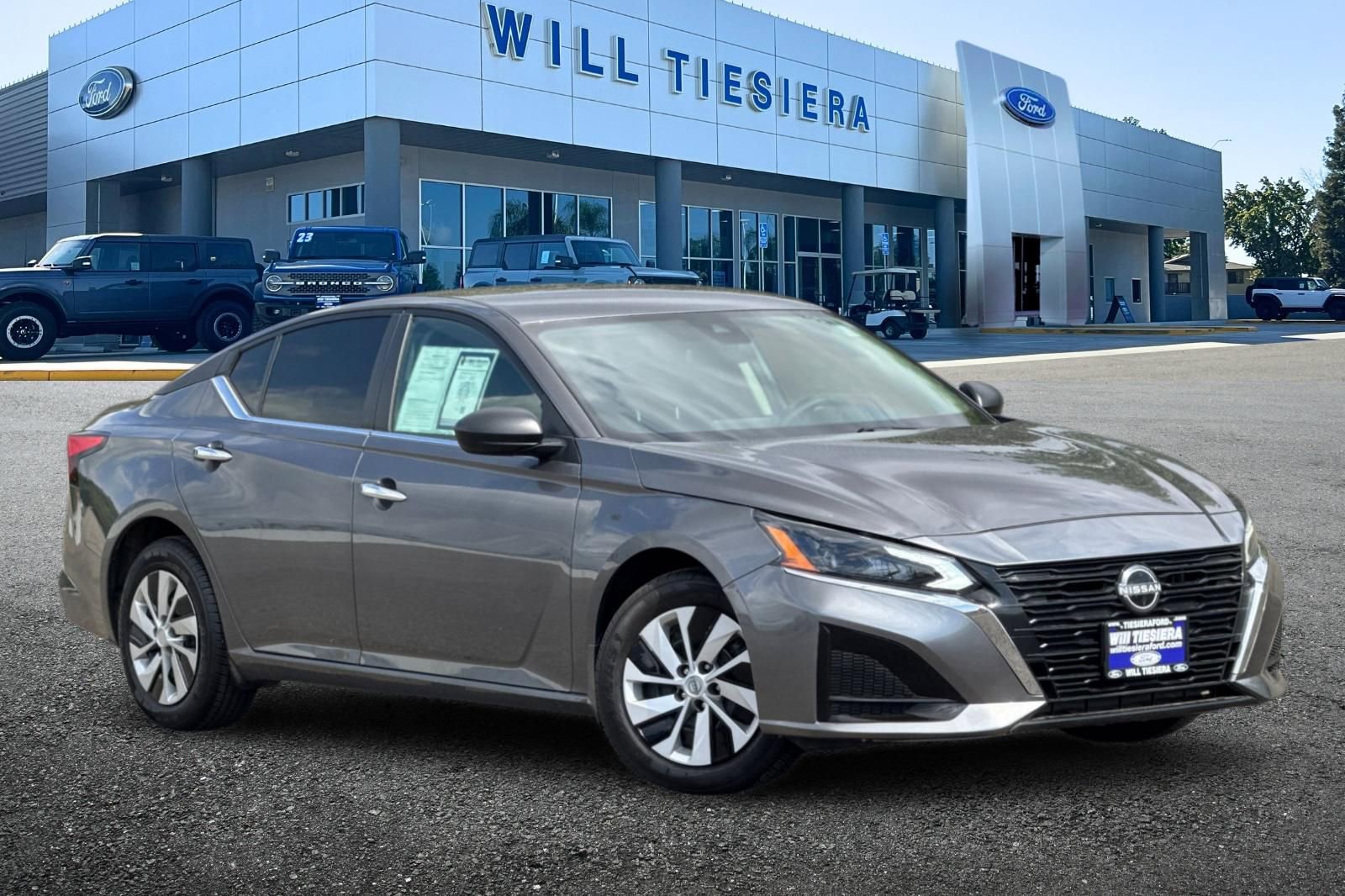 Used 2025 Nissan Altima 2.5 S FWD image 2