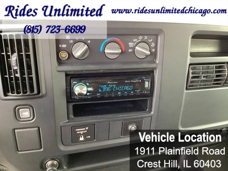 Used 2006 Chevrolet Express 3500 Extended Passenger w/ LT Preferred Equipment Group RWD image 17