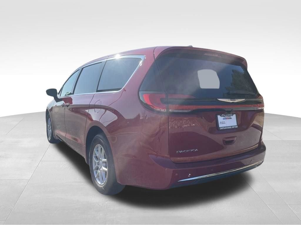 New 2026 Chrysler Pacifica Select FWD image 7