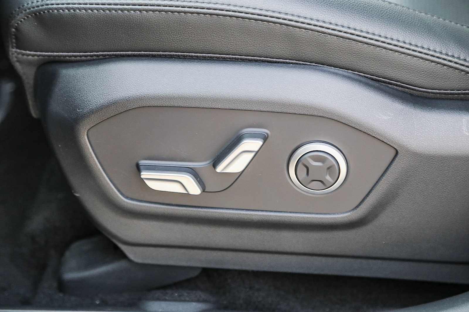 New 2026 Hyundai Santa Fe Limited image 22